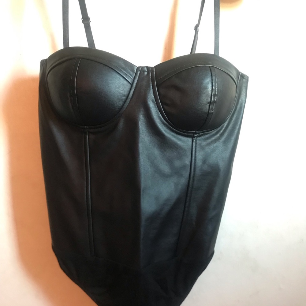 Say What. Faux leather Bodysuit.💃 - Picture 7 of 7